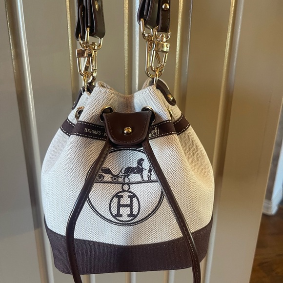 Hermes Handbags - Hermès Beige and Brown up-cycled Bucket Bag